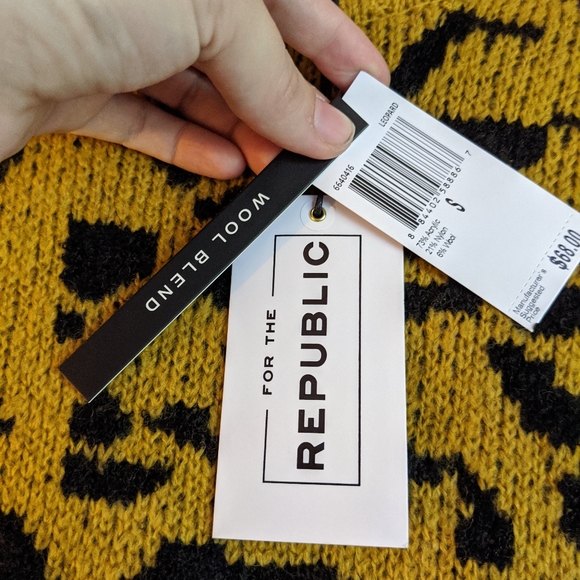 For the Republic Leopard Print Oversized Sweater - Picture 7 of 8